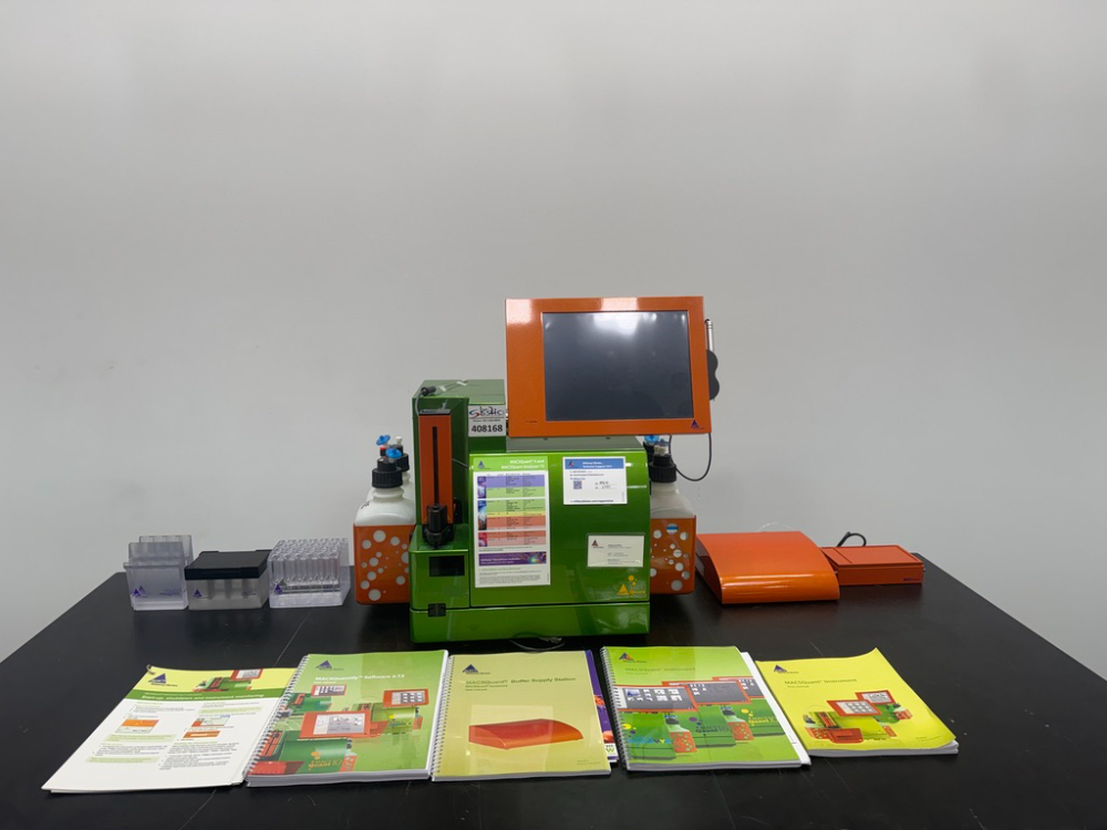 Image of Miltenyi MACSQuant Analyzer 10 Flow Cytometer